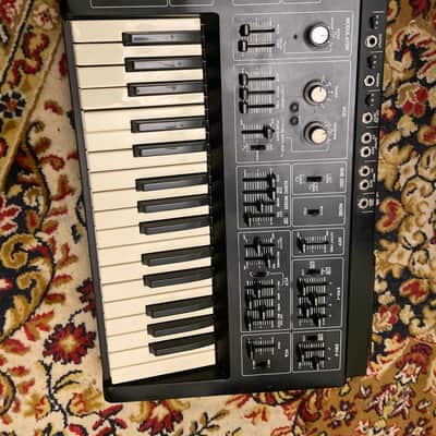 Roland SH-1 ,Synthesizer 1978 image 7