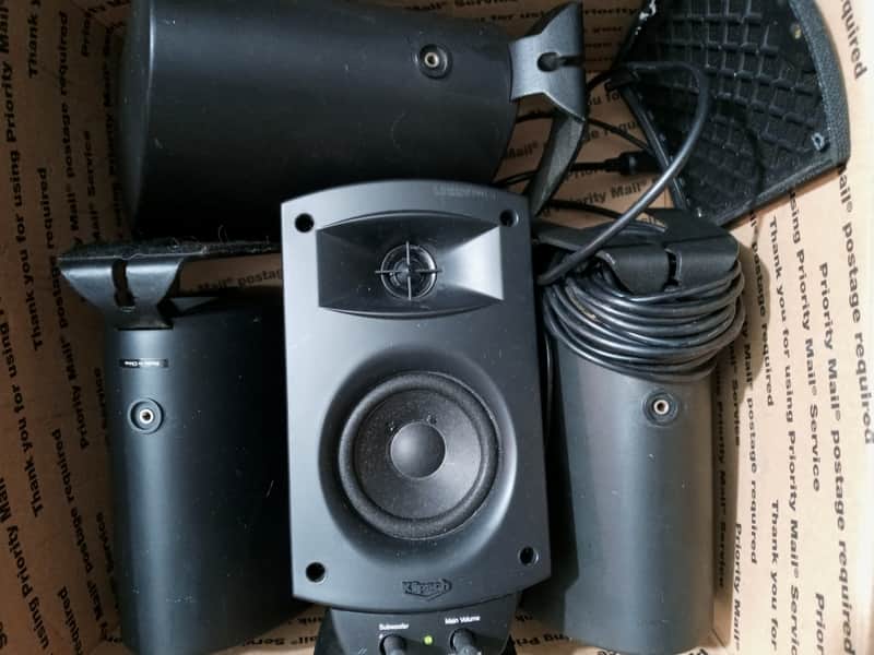 2 CABLES 4 KLIPSCH SATELLITE SPEAKERS image 1