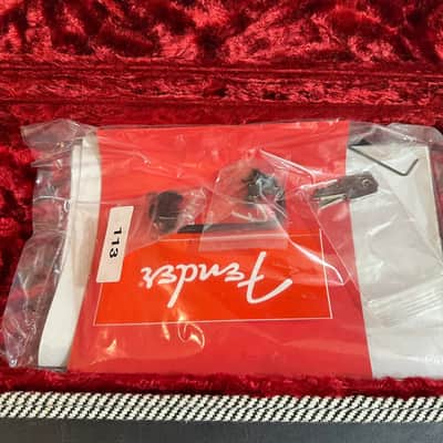 Fender Jim Root Jazzmaster V4 Electric Guitar w/ Case - White image 17