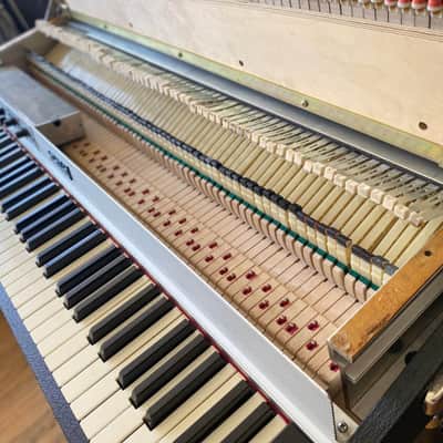 1978 Rhodes Mark I Suitcase 73 with Backchecks (one of a kind) image 3