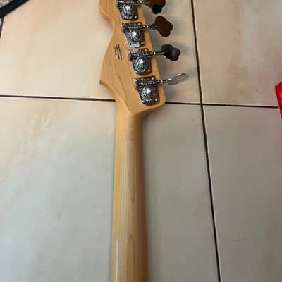 Fender Deluxe Loaded Active Jazz Bass 4 string 1998 - 2015 image 10