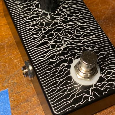 Super-Freq MOSFET Overdrive 2022 Unknown Pleasures edition image 3