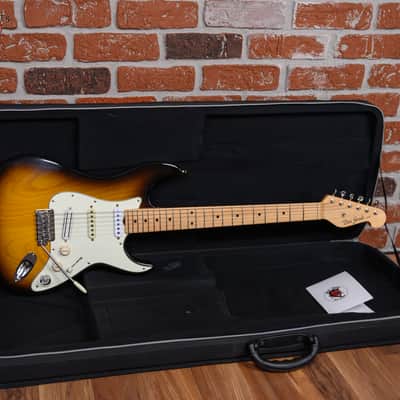 Don Grosh Custom Guitars Retro Classic S 2-Color Sunburst 2001 w/Polyfoam Case image 2