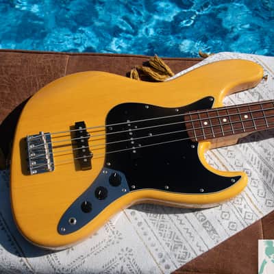2017 Limited Edition Fender MIJ Traditional '60s Jazz Bass Reissue - Vintage Natural Finish - Pro Set Up w Perfect Frets/Action/Intonation! (JB-62) image 4