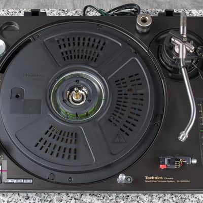 Technics SL-1200MK4 Black direct drive DJ turntable in Excellent Condition image 17