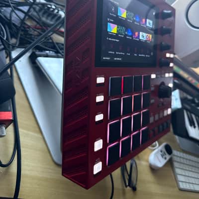 Immagine Akai MPC One + Standalone MIDI Sequencer 2023 - Present - Red - 4