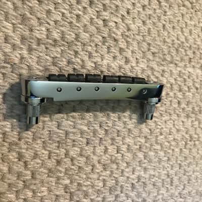 Graph Tech Resomax NV Bridge (4mm) & Tailpiece (M8) - Chrome image 4