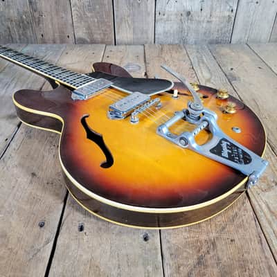 Gibson ES-330 with Factory Bigsby - All Original 1966 - Sunburst image 12