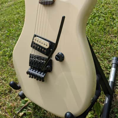 Kramer Baretta 1984 - Cream vintage image 1