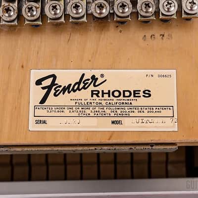 Fender Rhodes Suitcase Piano 88-Key Electric Piano 1972 - 1974 - Black Rounded Top image 9