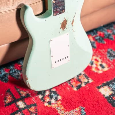 Fender Custom Shop LTD '63 Stratocaster Relic in Super Faded Aged Surf Green image 5