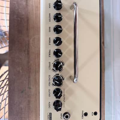 Yamaha THR10II-WL 20-Watt 2x3" Wireless Stereo Digital Modeling Guitar Combo 2019 - Present - Tan image 2