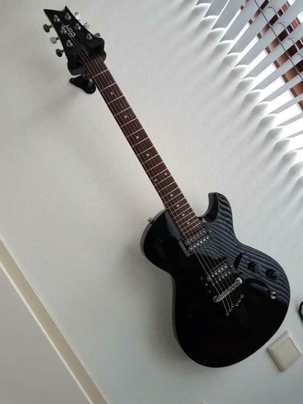 Cort Z40 BL Zenox Series Single Cutaway Black | Reverb