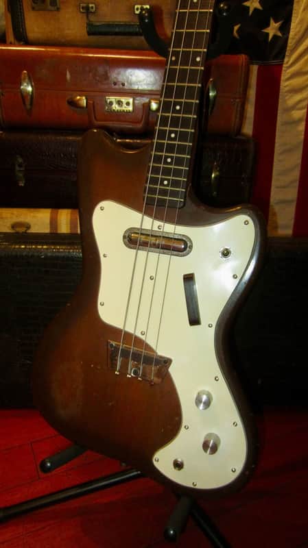 Silvertone Model 1442