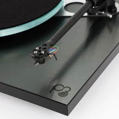 Rega P3 RS Edition Audiophile Turntable w/ ND5 cart, NEO II TTPSU lo hr demo full warranty 2026 - blk/silver image 4