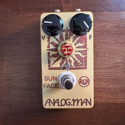 Analogman Sun Face RCA Germanium Fuzz with Sun Dial Knob 2018 - Gold image 1