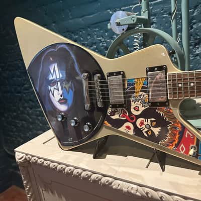 Epiphone, Custom Shop Explorer Pro Ace Frehley Tribute 2013 - TV Silver Kiss image 8