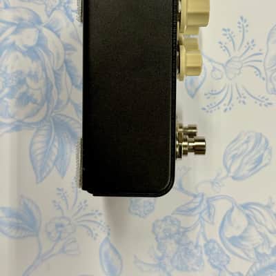 Strymon Flint Reverb and Tremolo V2 2022 - Present Black image 3