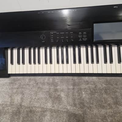 Korg Krome 88 - Digital Piano/Workstation - 88-Key - Dark Metallic - Good w/ Soft Case, Power Supply image 3