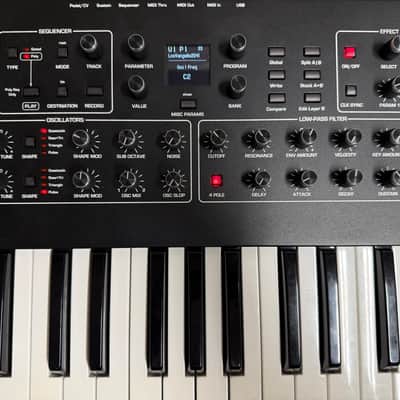 Dave Smith Instruments Prophet Rev2 61-Key 8-Voice Polyphonic Synthesizer 2017 - 2018 - Black image 2