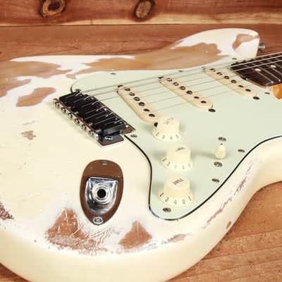 Fender HEAVY Relic CLASSIC SERIES 60s STRATOCASTER Road Worn White Strat 06667 image 8