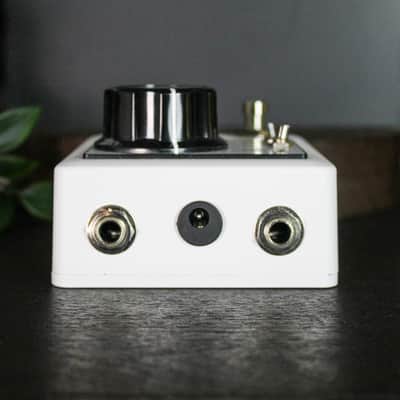 Preowned Sundance Electric HI-1 Fuzz (Harmonic Percolator) w/ Box - Early "Sundance Electronics" Version image 3
