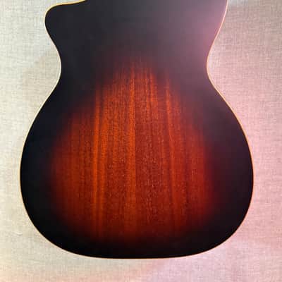 Larrivee OOV-03MH - Vintage Sunburst image 4