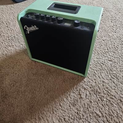 Fender Mustang LT25 25-Watt 1x8" Digital Modeling Guitar Combo 2019 - Present blue image 2