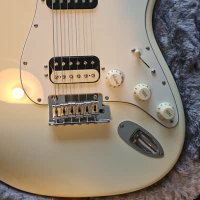 Fender American Professional Stratocaster HH 2017 - Olympic White image 6
