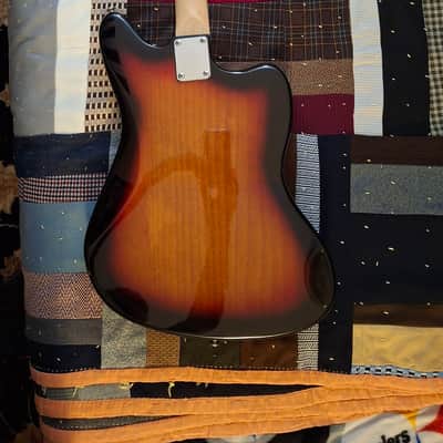 Unbranded "Jazzmaster" Style 2025 - 3 Tone Sunburst image 5