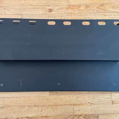 Vertex Pedalboard with Custom Patch Bay image 5
