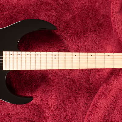 B.C. Rich Gunslinger Prophecy II with Floyd Rose Gloss Black image 2