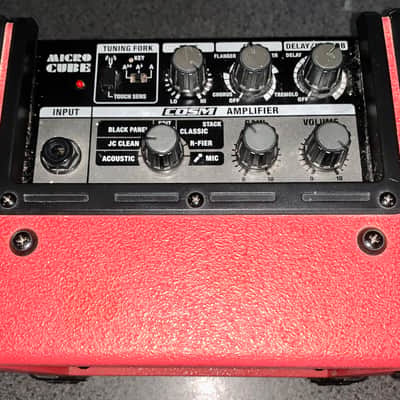 Roland Micro Cube 2-Watt 1x5" Guitar Combo 2004 - 2014 - Red image 2