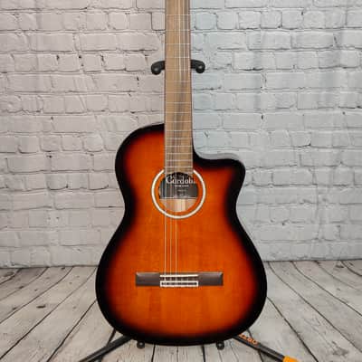 Cordoba Fusion 5 Classical with Electronics - Edge Burst image 1