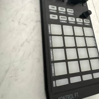 Native Instruments Traktor Kontrol F1 2010s - Black image 4