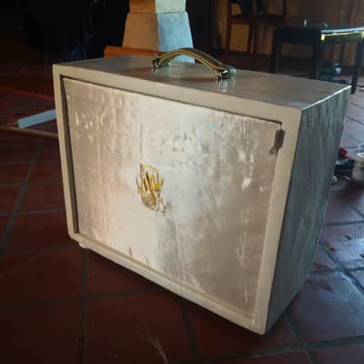 HYBRID CABINET 112 CELESTION NEO CREAMBACK 2026 - Oil, acrylic, hard shellac, fiberglass. image 10