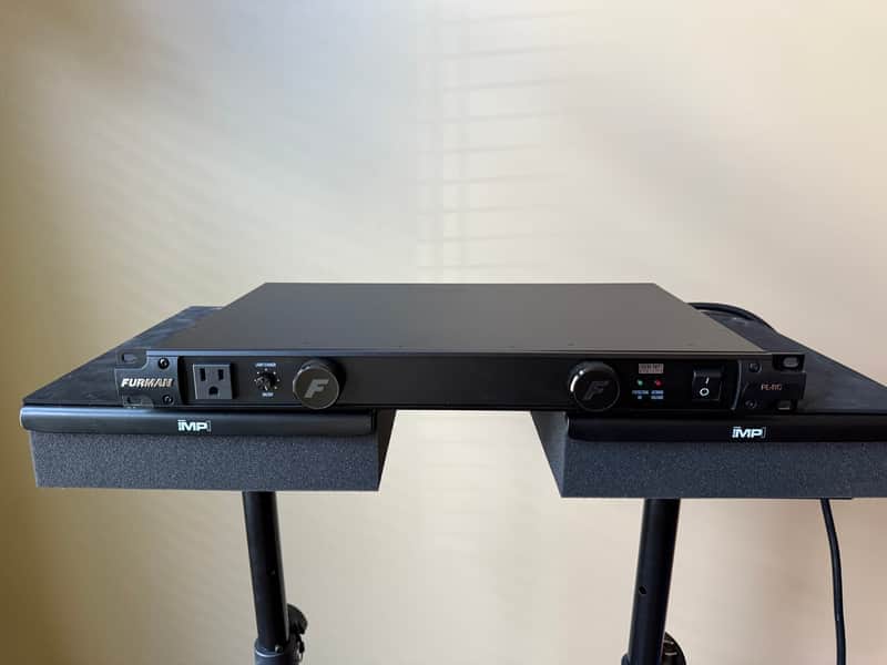 Furman PL-8 C Power Conditioner 2010s - Black image 1