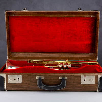 King Silver Sonic 1952 Bb trumpet, lacquer image 7