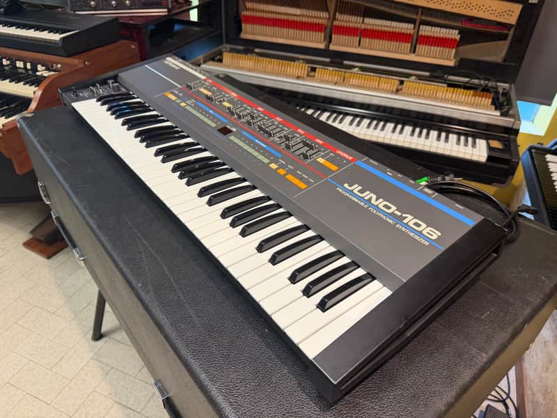 Roland Juno 106 image 1