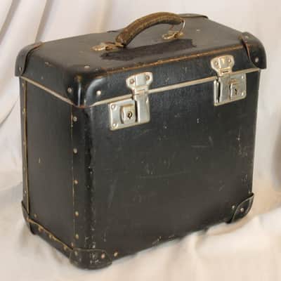 Italian Black Hard Case for Accordion 12" x 6.75" x 11.75" (30.50cm x 17cm x 29.75cm) image 1