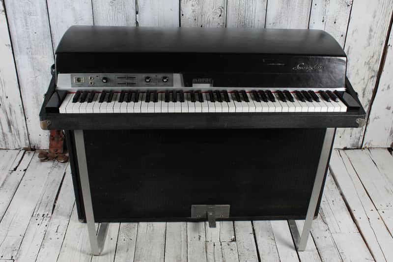 Rhodes Suitcase Piano 73-Key Electric Piano (1975 - 1979) | Reverb
