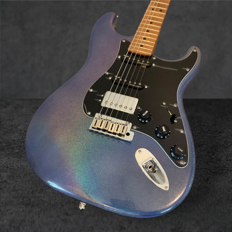Fender Limited Edition 70th Anniversary Ultra Stratocaster HSS – Amethyst