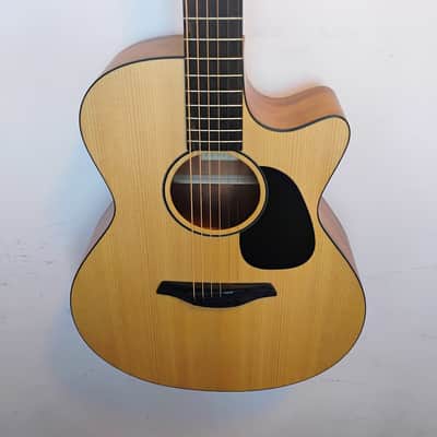 Furch Violet Series Masters Choice Grand Auditorium Cutaway Guitar - MC-Violet-Gc-SM SPE - Spruce Top - Mahogany B&S - LR Baggs SPE Pickup - 2024 - Present - Open-Pore Finish - Furch Gig Bag image 6