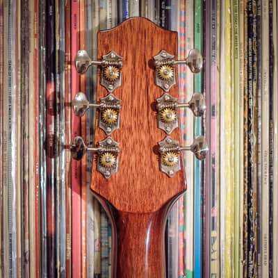 The Loar LH-350-VS Archtop Vintage Sunburst USED image 8