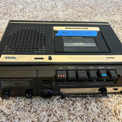 Marantz PMD200 Professional Cassette Recorder, 1980s image 1
