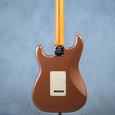 Fender DE American Professional II Stratocaster - Firemist Gold - US240012131 - Clearance image 6