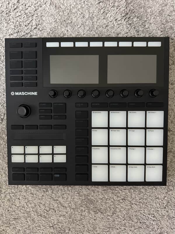 Native Instruments Maschine MKIII 2010s - Black image 1