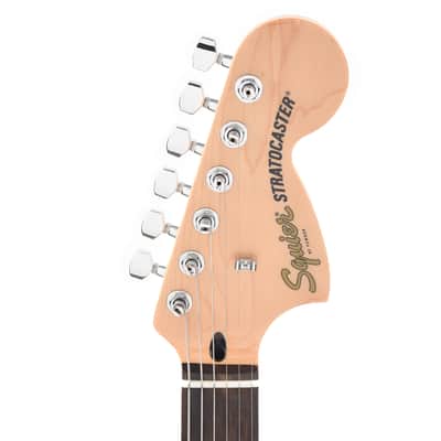 Squier Affinity Stratocaster 3-Tone Sunburst image 6