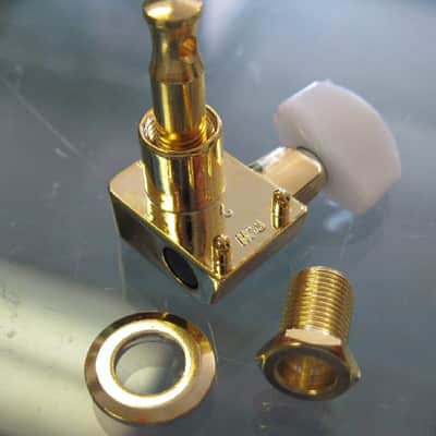 Fender Deluxe Gold Tuners with White Pearloid Buttons 0990846200 image 3