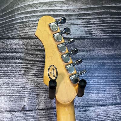 Line 6 Variax 300 Electric Guitar (Puente Hills, CA) image 5